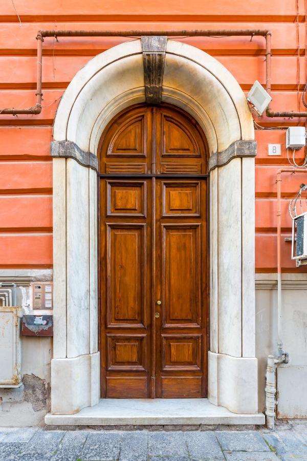 Ferdinando Art House By Wonderful Italy * Napoli